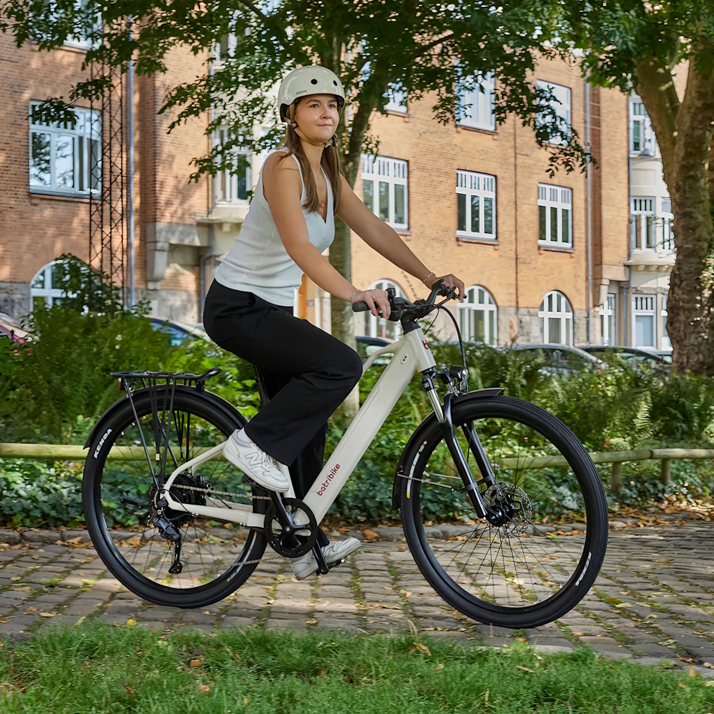Batribike SUV S Step-Through Hybrid E-Bike 250W 15.5mph Top Speed EAPC