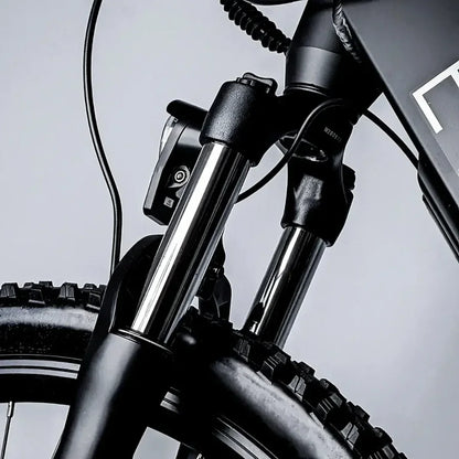 E-Movement Thor – front suspension fork detail