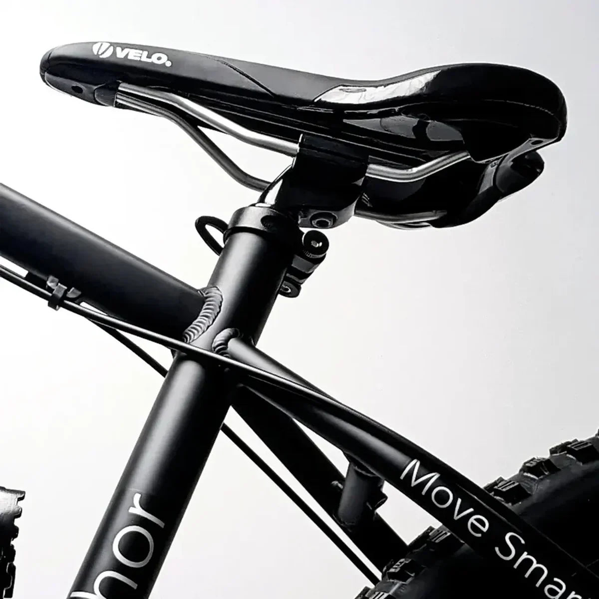 E-Movement Thor – Velo saddle and seatpost detail